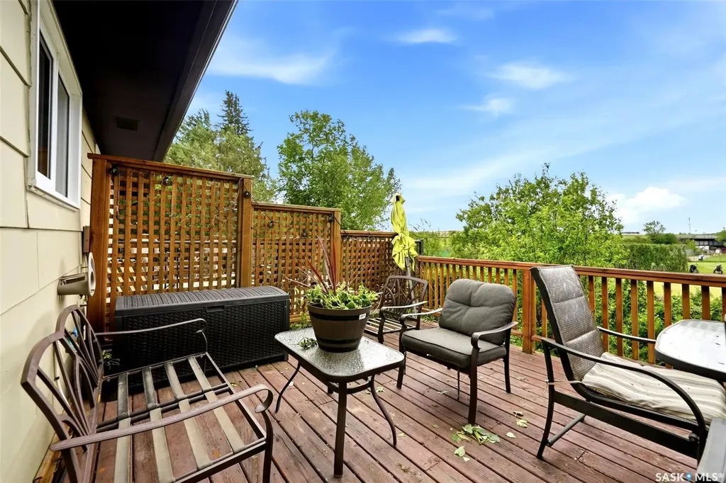 95 Empress Drive Regina SK S4T 6M7