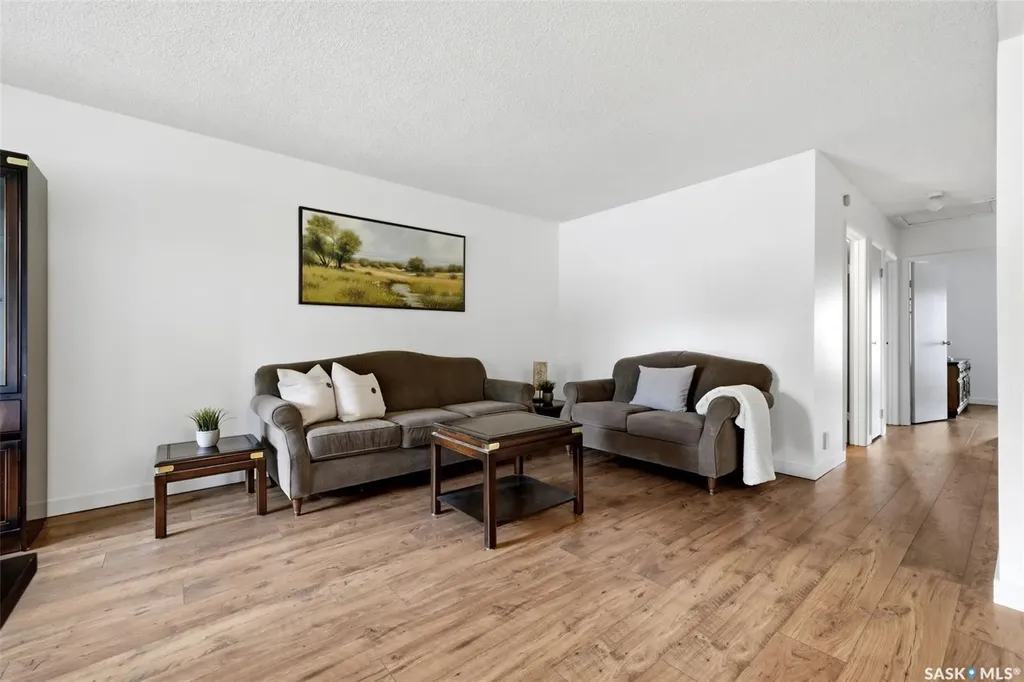 95 Empress Drive Regina SK S4T 6M7