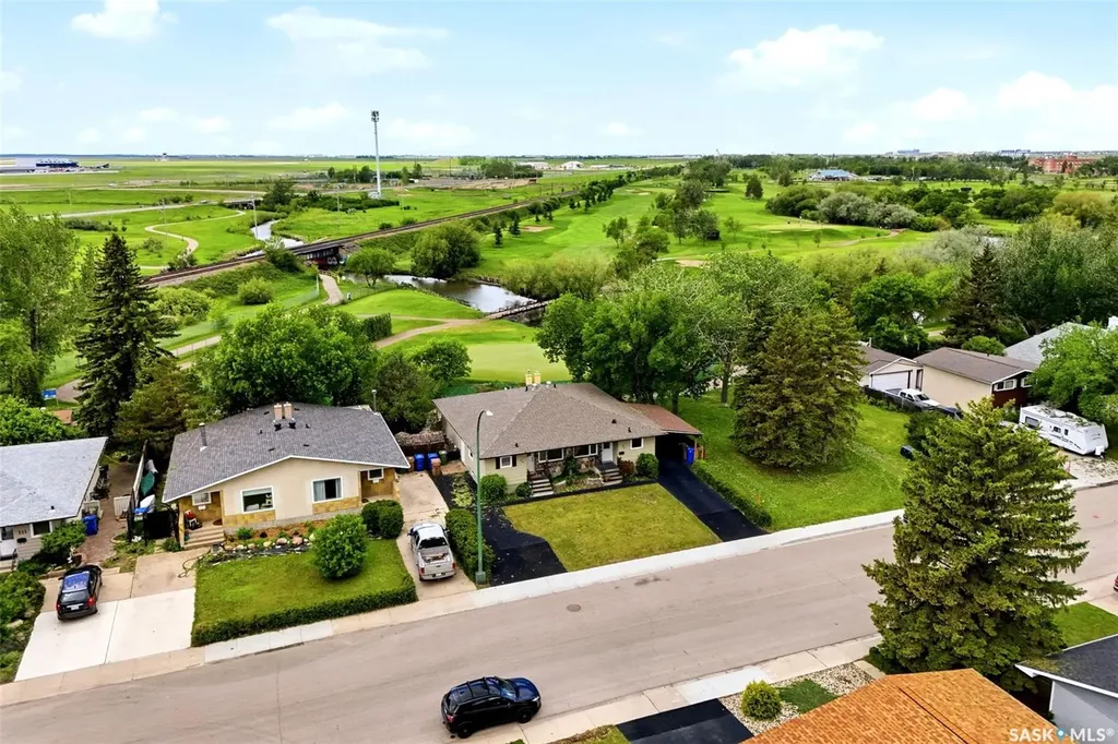 95 Empress Drive Regina SK S4T 6M7