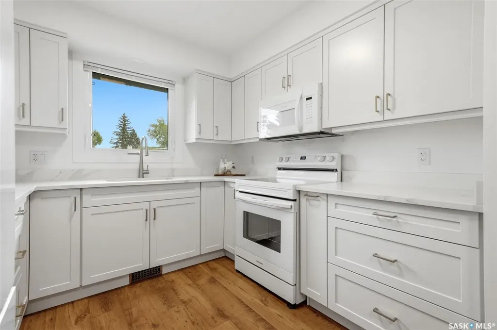 95 Empress Drive Regina SK S4T 6M7