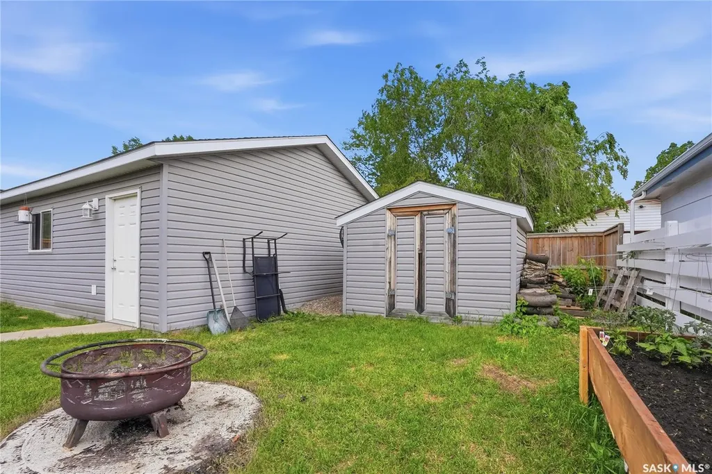 84 Byers Crescent Saskatoon SK S7L 4H2