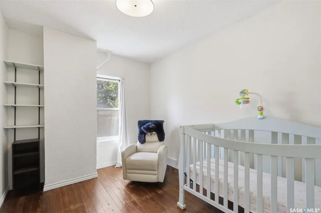 704 Mcpherson Avenue Saskatoon SK S7N 0X8