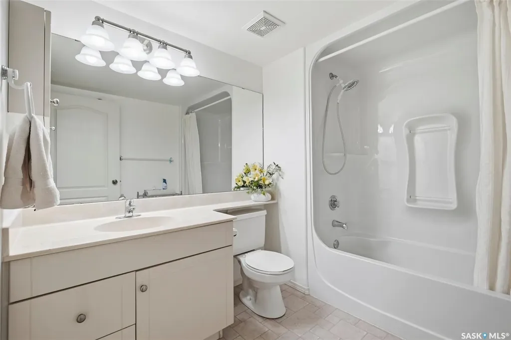 1622 Acadia Drive Saskatoon SK S7H 5H7
