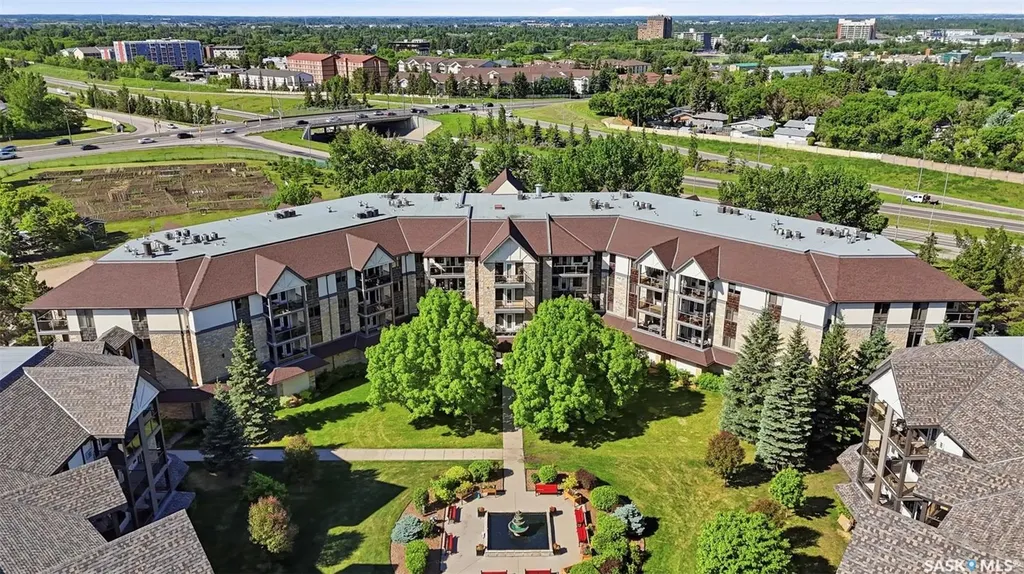 1622 Acadia Drive Saskatoon SK S7H 5H7