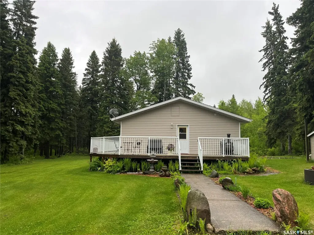 5 Buckingham Trail Big River Rm No. 555 SK S0J 0E0