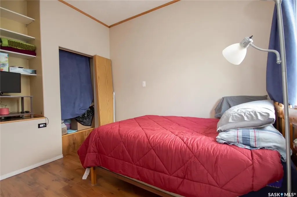 407 2nd Street E Wilkie SK S0K 4W0