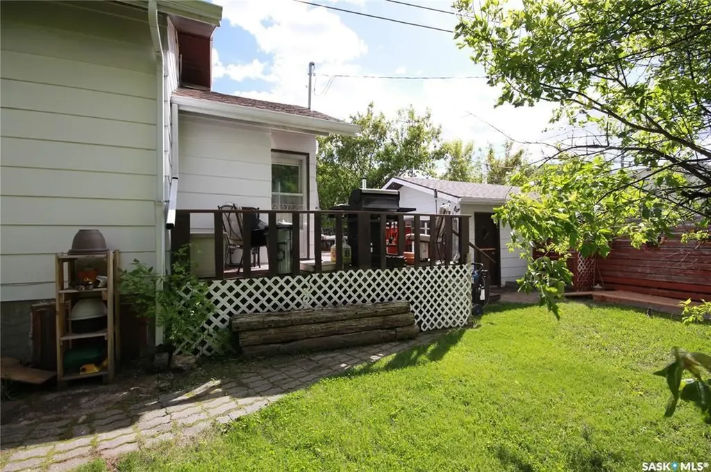 407 2nd Street E Wilkie SK S0K 4W0
