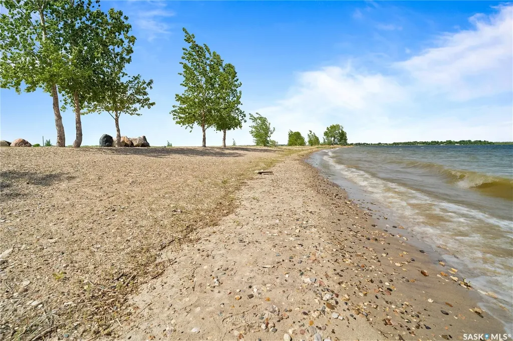 400 Lakeshore Drive Wee Too Beach SK S0G 1C0