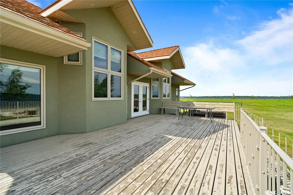 400 Lakeshore Drive Wee Too Beach SK S0G 1C0