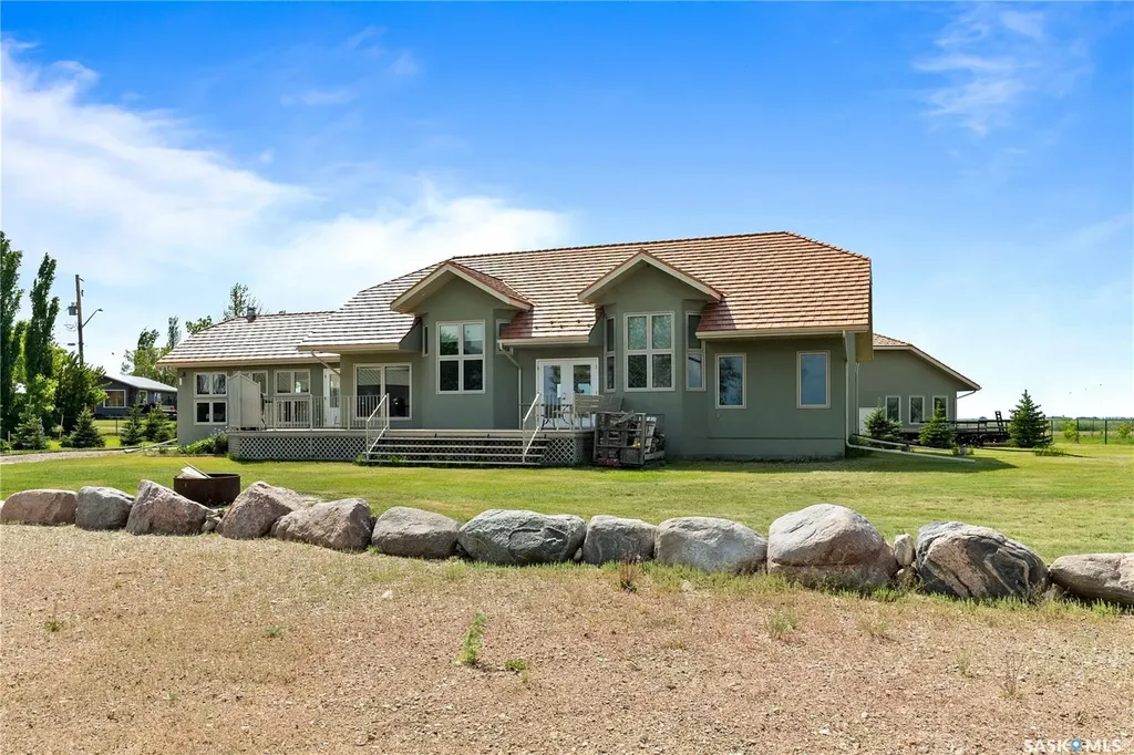 400 Lakeshore Drive Wee Too Beach SK S0G 1C0