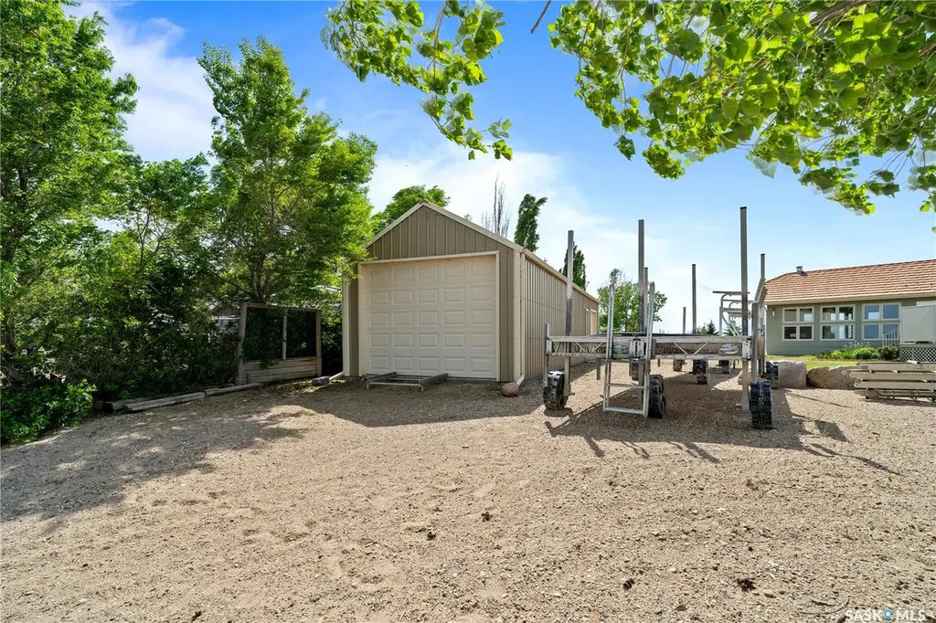 400 Lakeshore Drive Wee Too Beach SK S0G 1C0