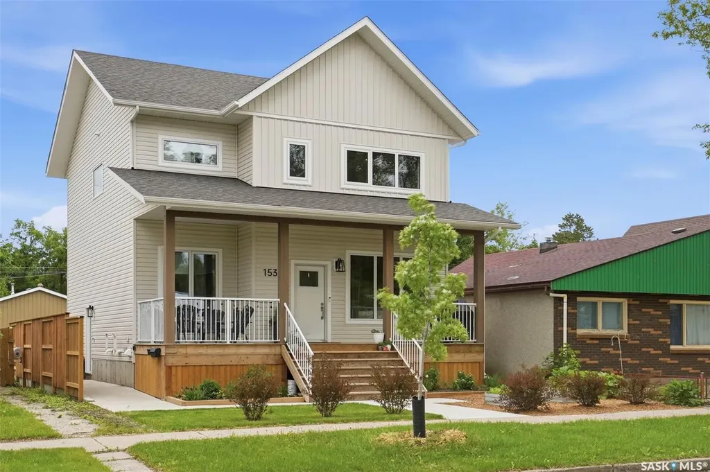 1532 D Avenue N Saskatoon SK S7L 1P6