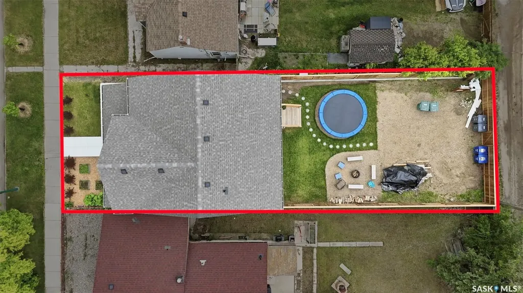 1532 D Avenue N Saskatoon SK S7L 1P6
