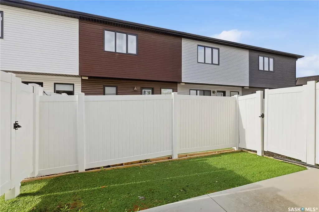 2715 Narcisse Drive Regina SK S4X 0P8