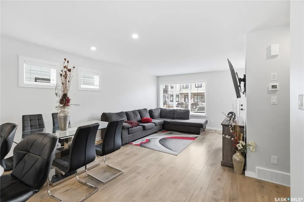 2715 Narcisse Drive Regina SK S4X 0P8