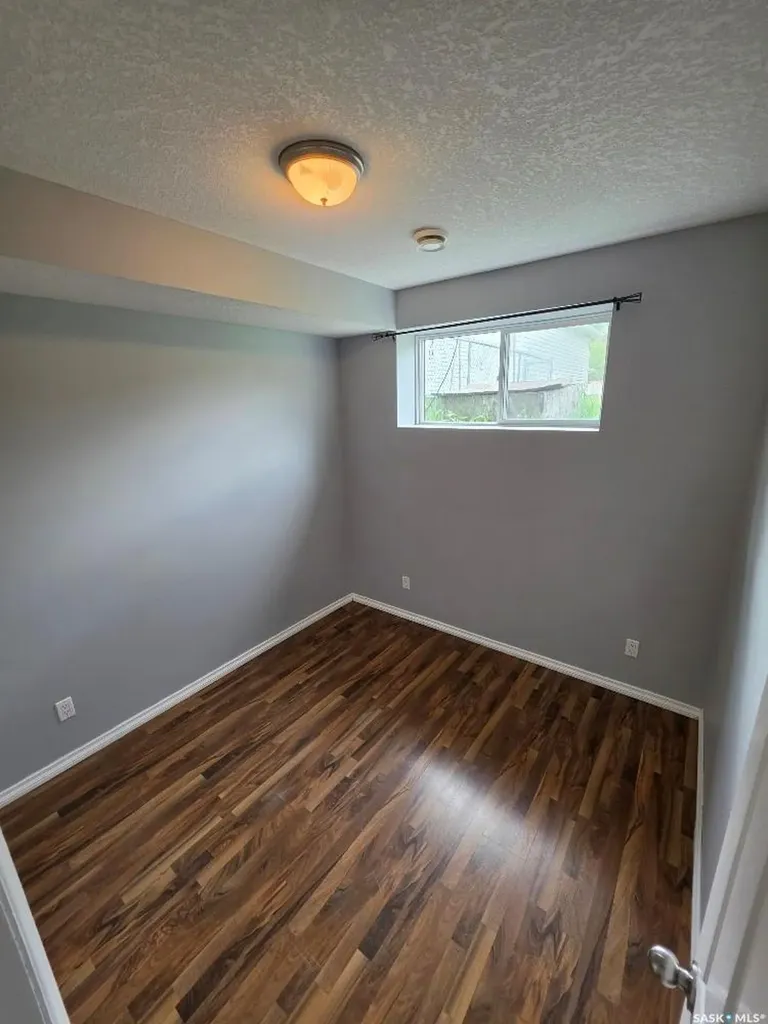 706 Rae Street Regina SK S4T 2A9