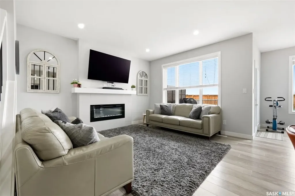 7944 Barley Crescent Regina SK S4Y 0E6