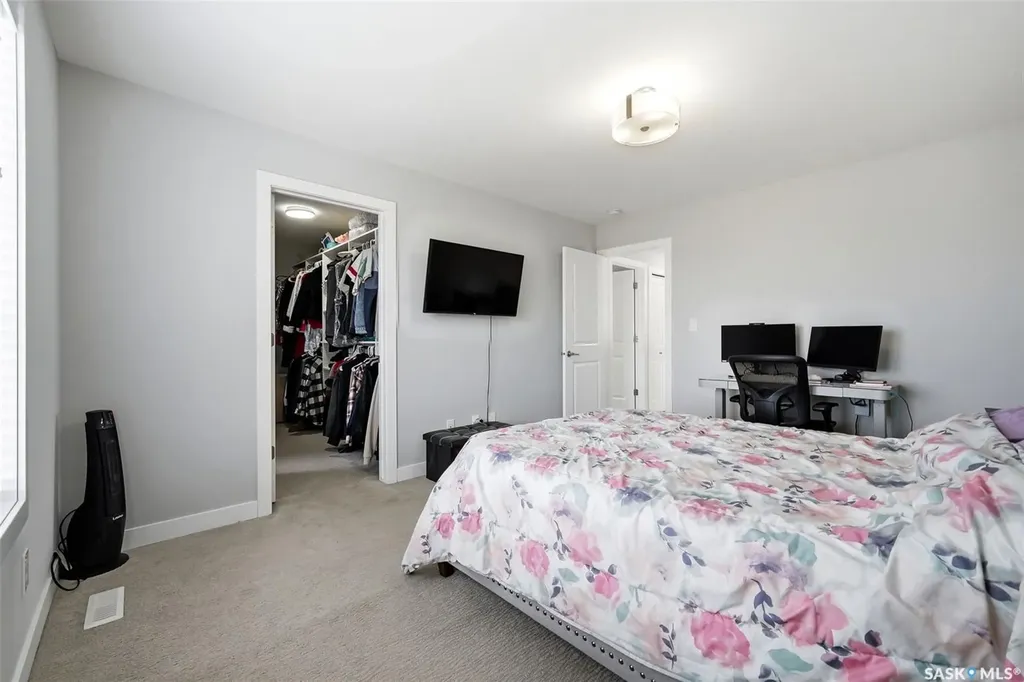 7944 Barley Crescent Regina SK S4Y 0E6