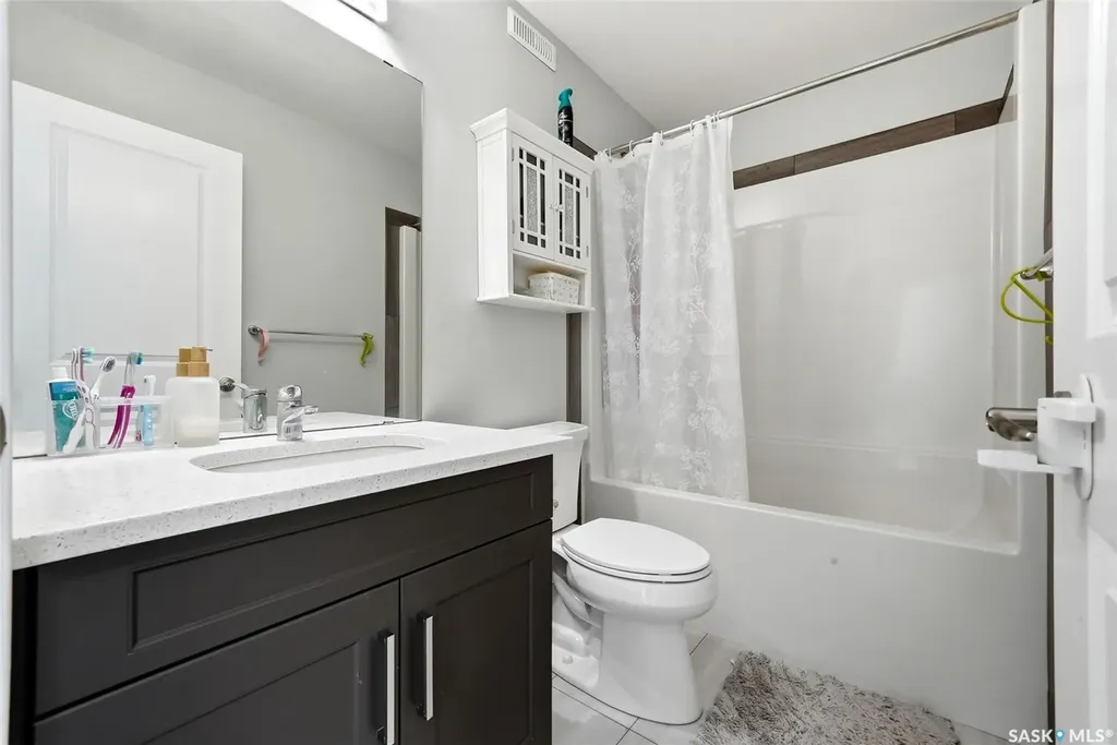 7944 Barley Crescent Regina SK S4Y 0E6