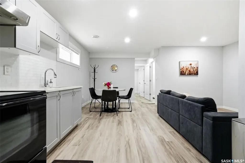 7944 Barley Crescent Regina SK S4Y 0E6