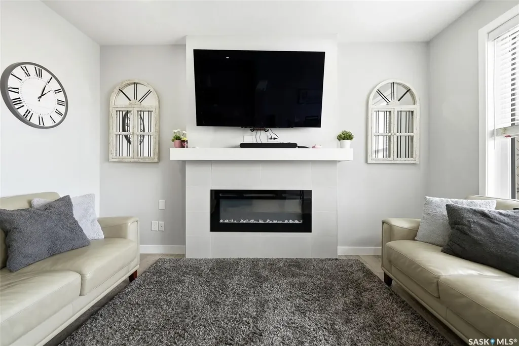 7944 Barley Crescent Regina SK S4Y 0E6