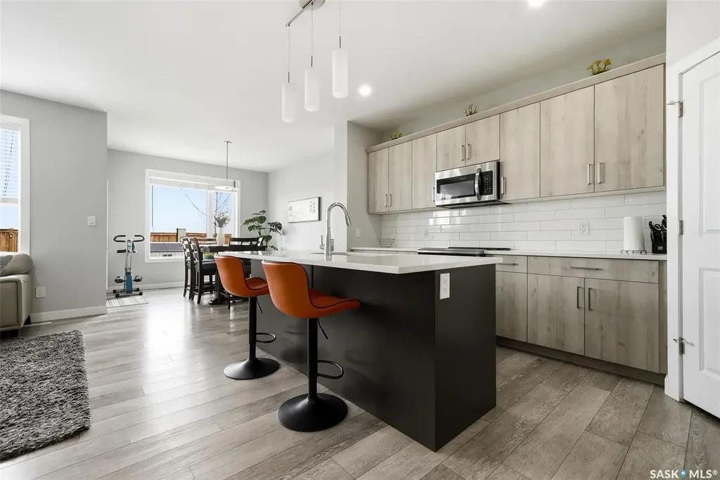 7944 Barley Crescent Regina SK S4Y 0E6