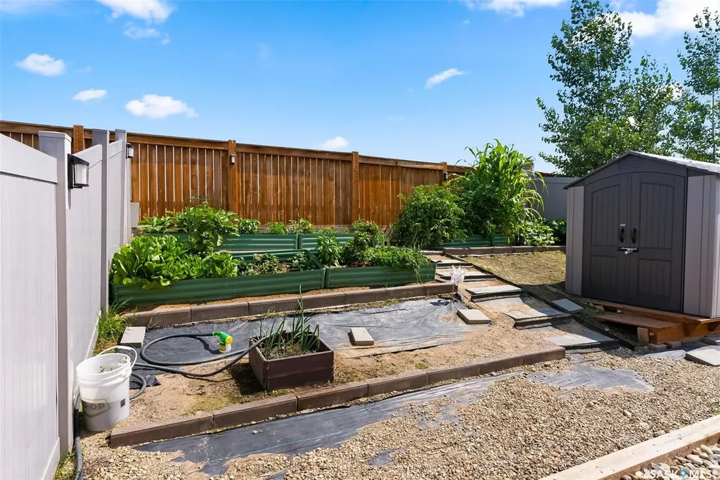 7944 Barley Crescent Regina SK S4Y 0E6