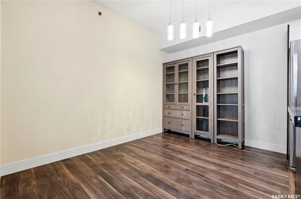721 8th Street Saskatoon SK S7H 0R4
