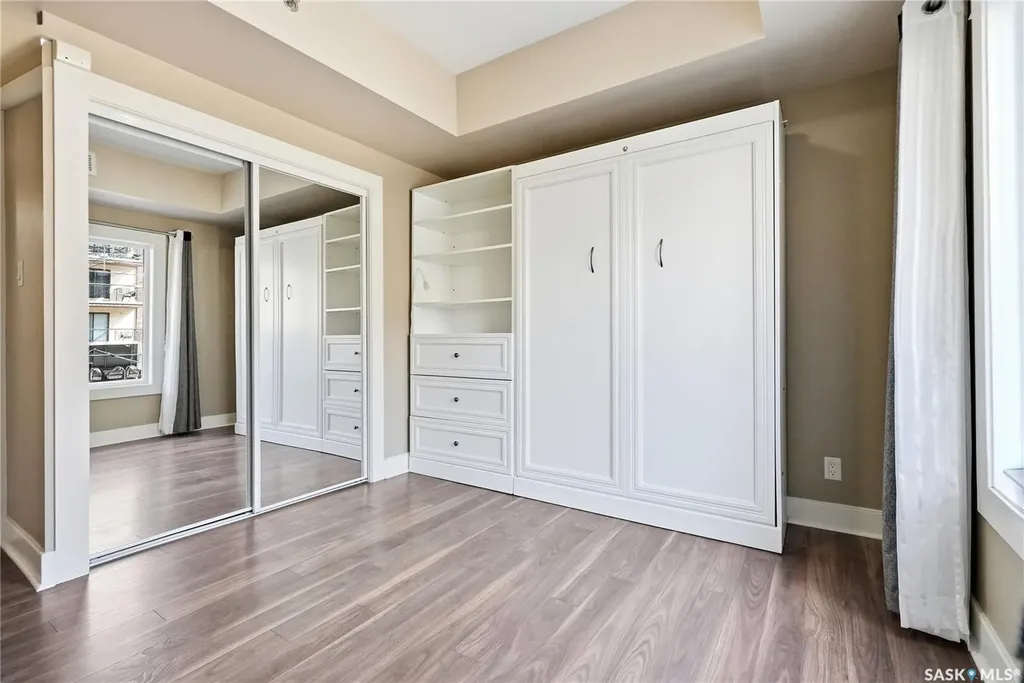 721 8th Street Saskatoon SK S7H 0R4
