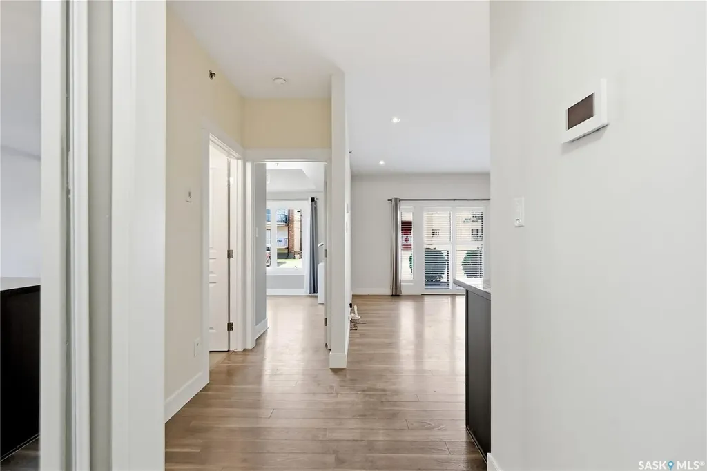 721 8th Street Saskatoon SK S7H 0R4