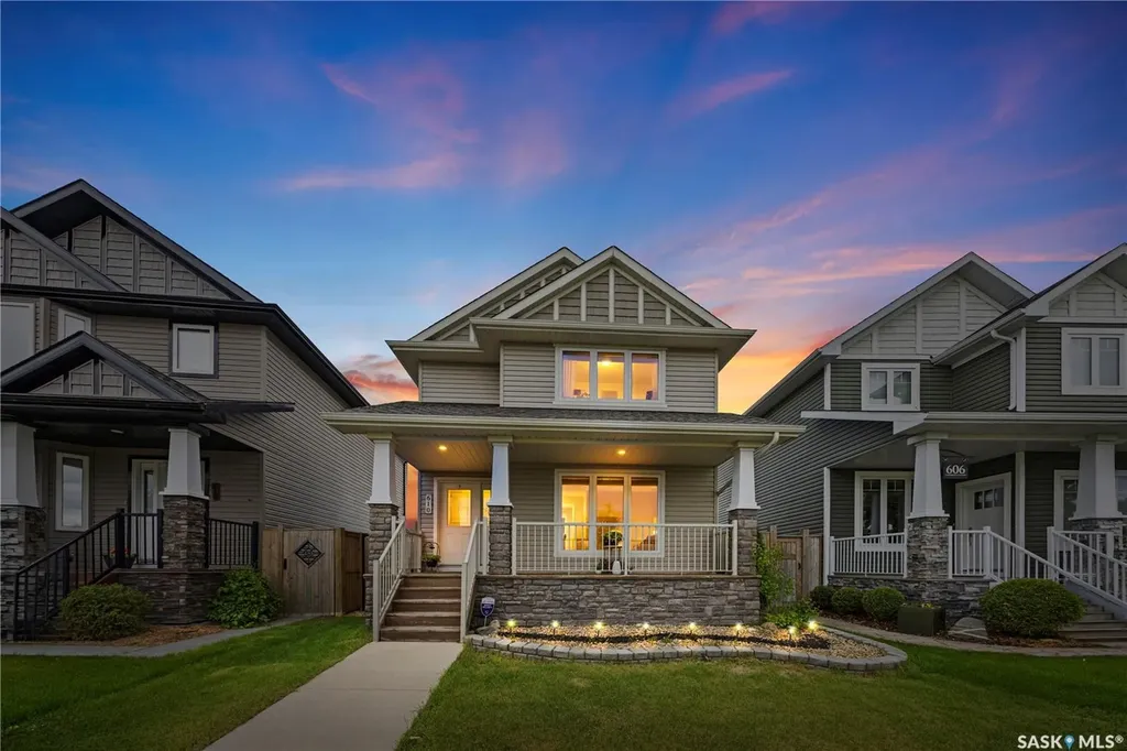 610 Stonebridge Common Saskatoon SK S7K 0M9