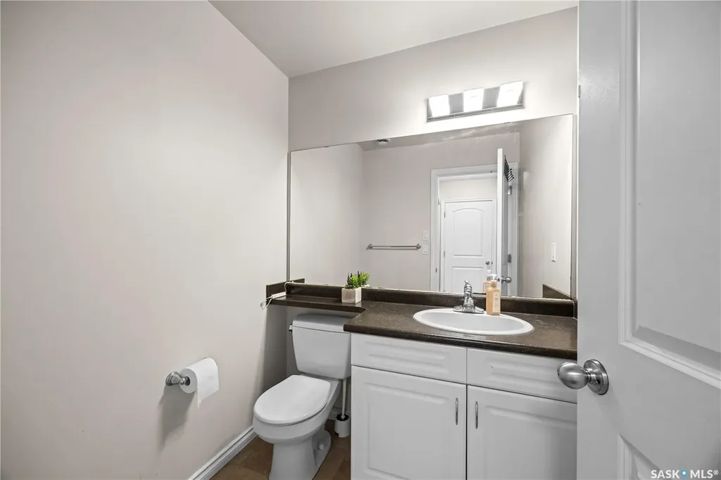 610 Stonebridge Common Saskatoon SK S7K 0M9