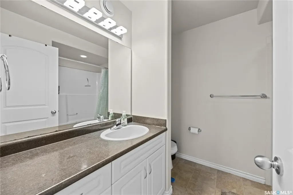 610 Stonebridge Common Saskatoon SK S7K 0M9