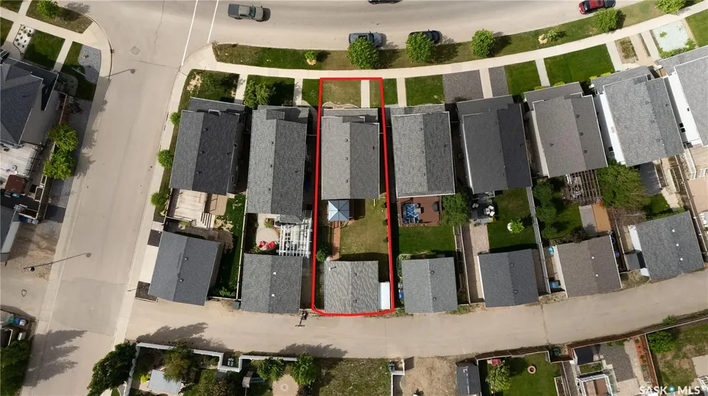 610 Stonebridge Common Saskatoon SK S7K 0M9