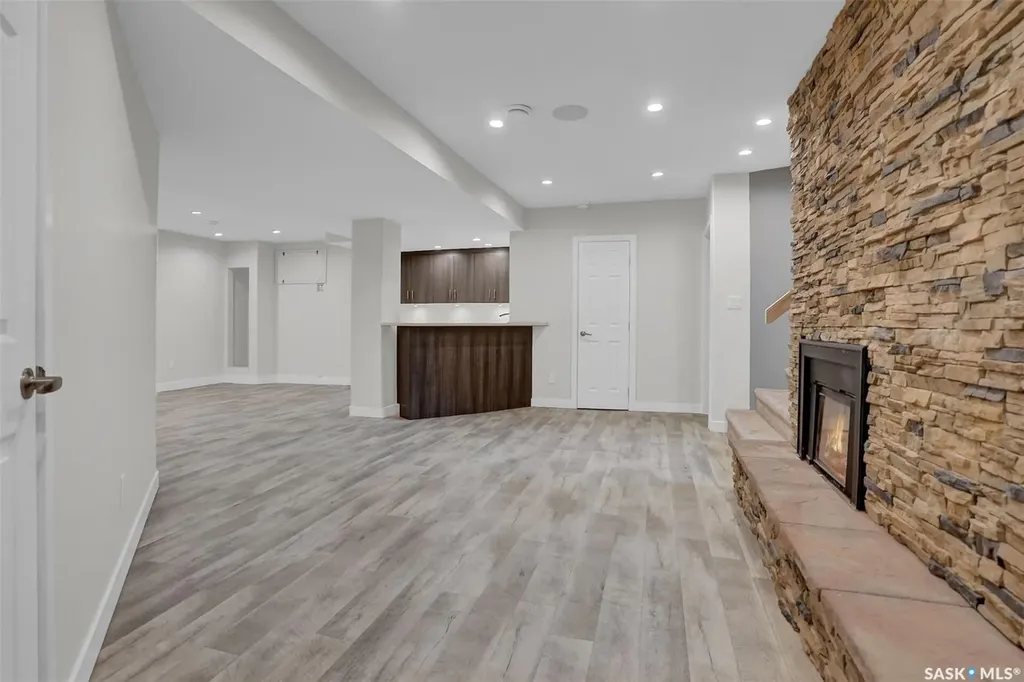 3536 Albert Street Regina SK S4S 3P5