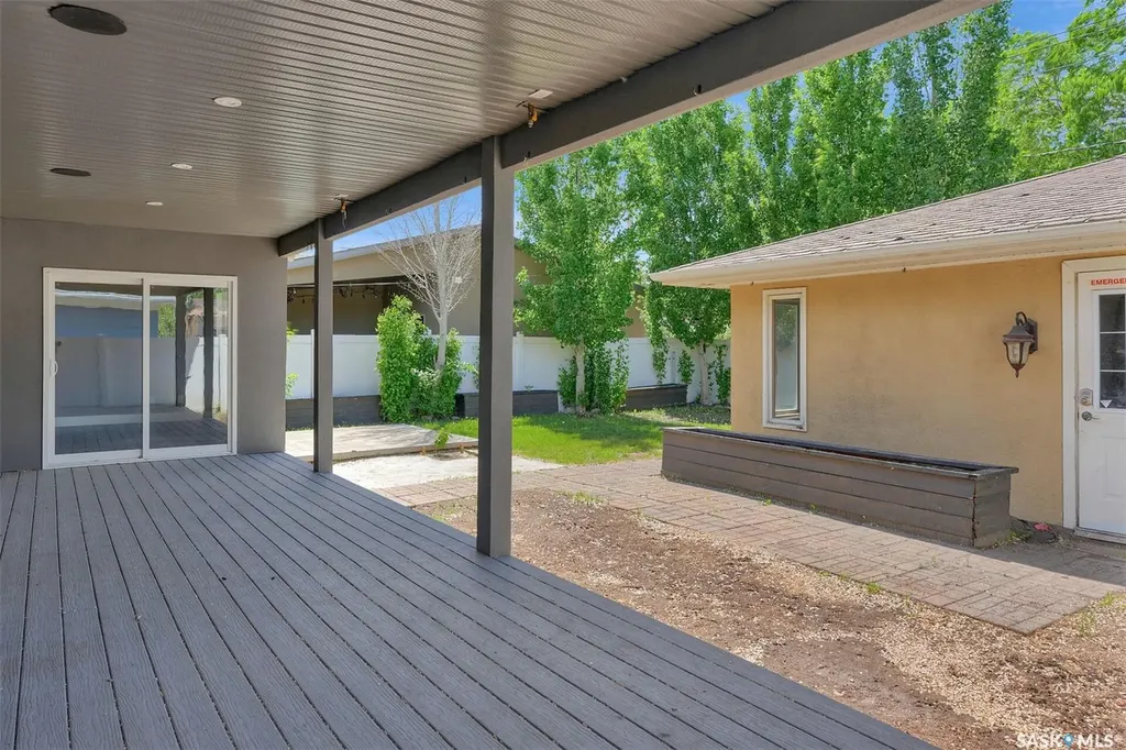 3536 Albert Street Regina SK S4S 3P5