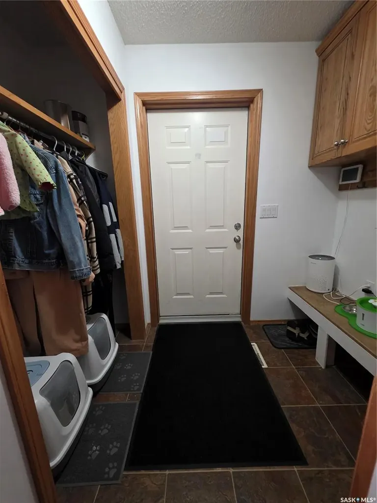 705 Sun Valley Drive Estevan SK S4A 2R1