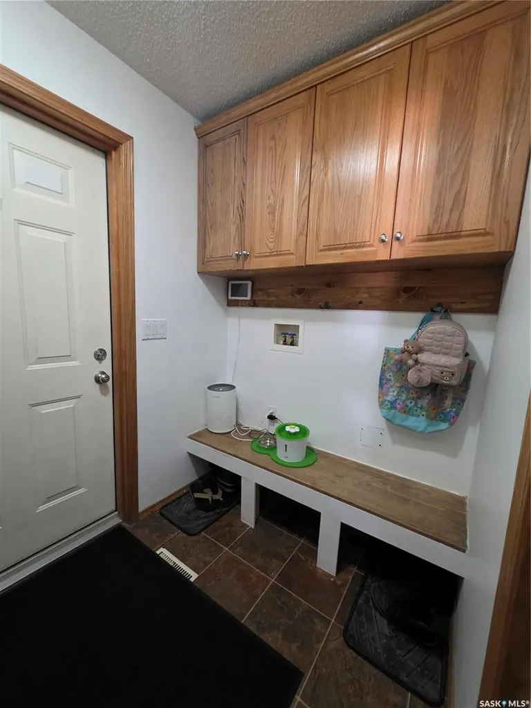 705 Sun Valley Drive Estevan SK S4A 2R1