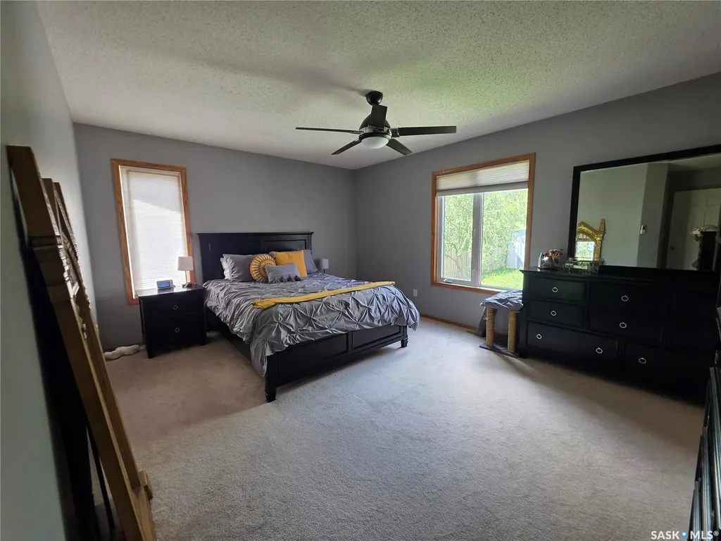 705 Sun Valley Drive Estevan SK S4A 2R1