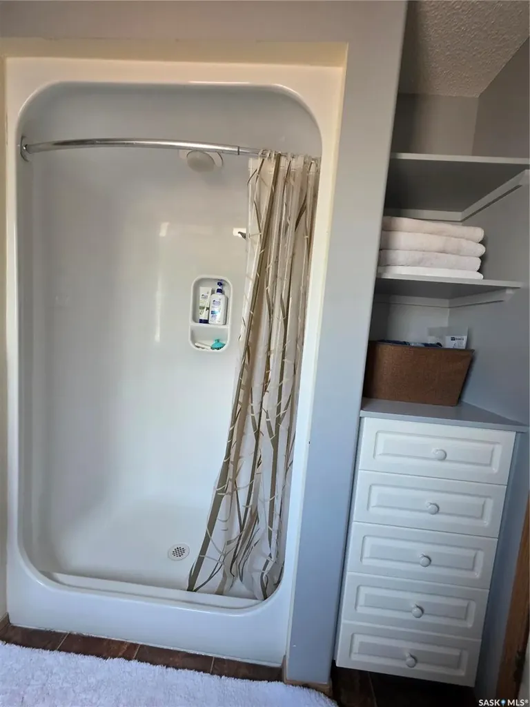 705 Sun Valley Drive Estevan SK S4A 2R1