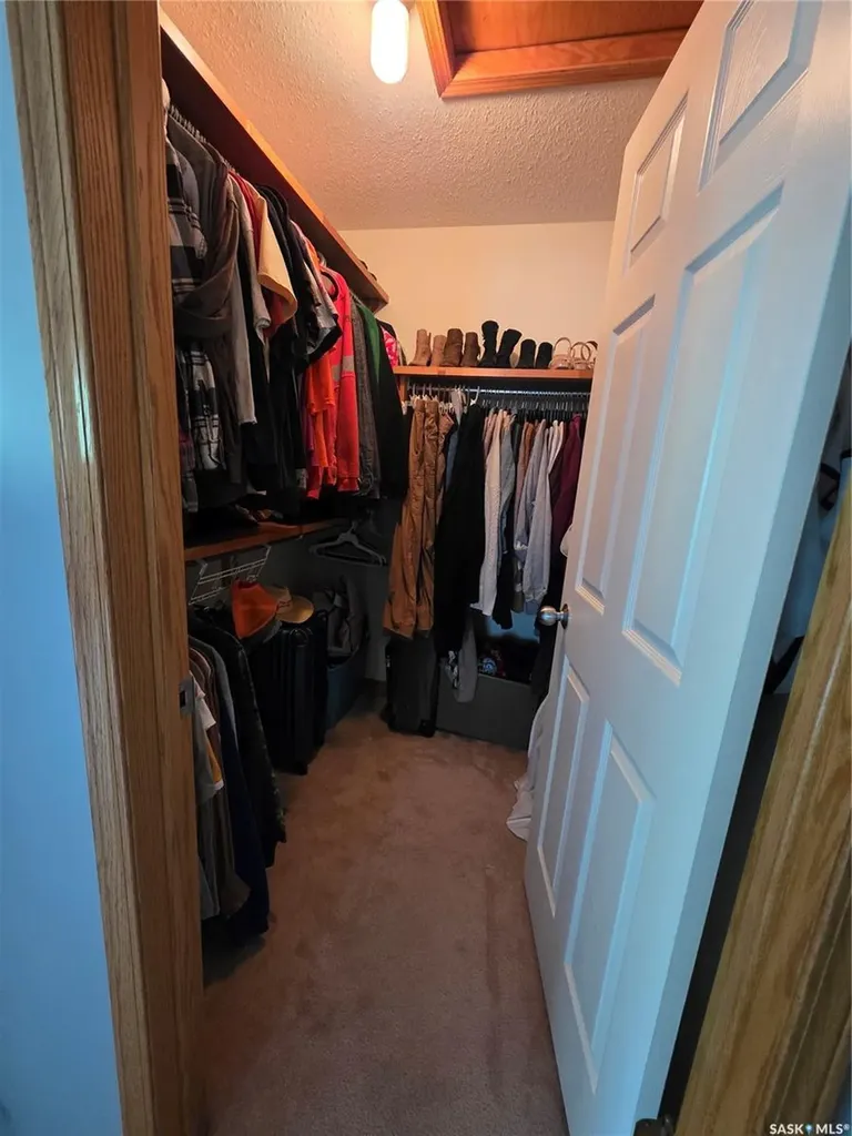 705 Sun Valley Drive Estevan SK S4A 2R1