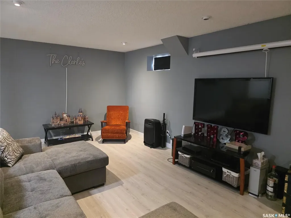 705 Sun Valley Drive Estevan SK S4A 2R1
