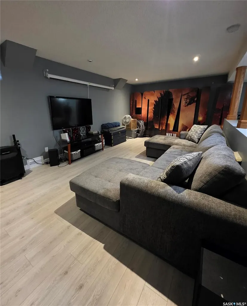 705 Sun Valley Drive Estevan SK S4A 2R1