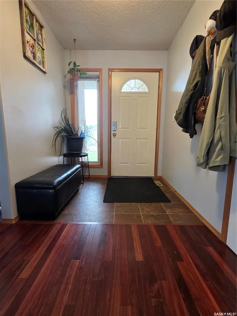 705 Sun Valley Drive Estevan SK S4A 2R1