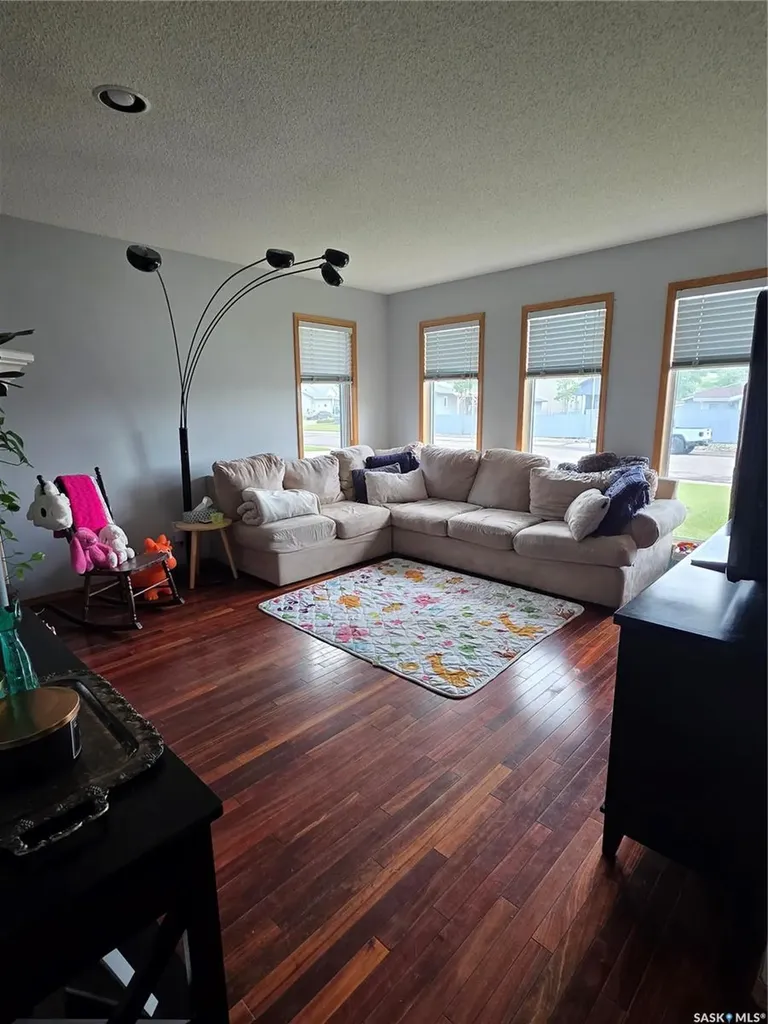 705 Sun Valley Drive Estevan SK S4A 2R1
