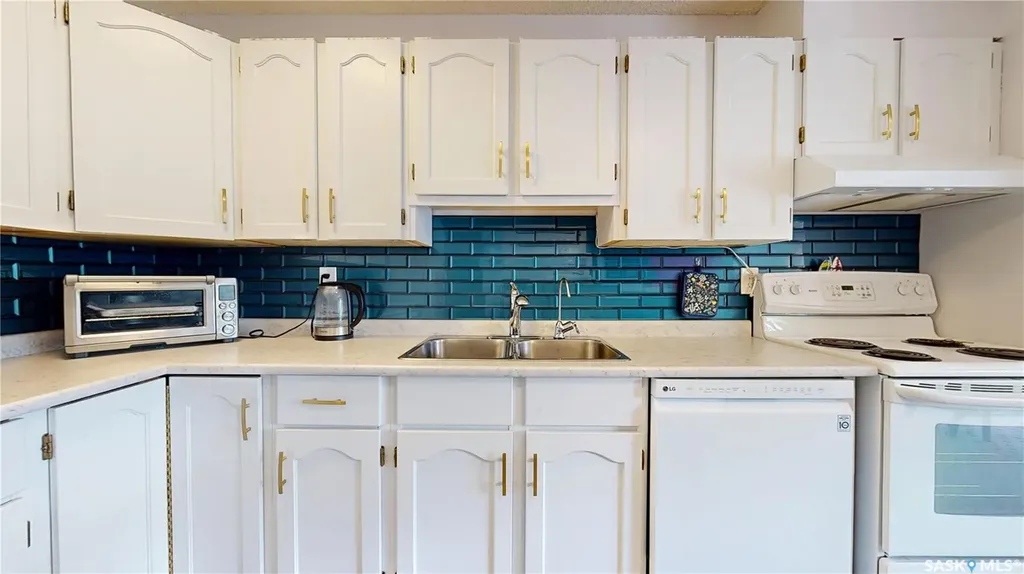 2727 Victoria Avenue Regina SK S4T 1K4