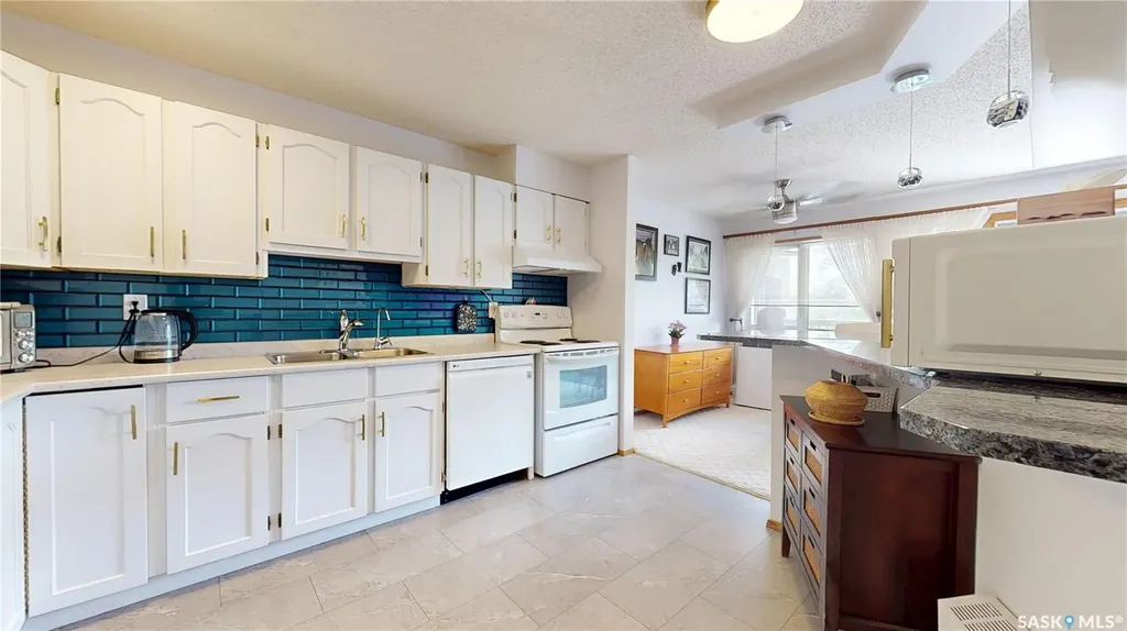 2727 Victoria Avenue Regina SK S4T 1K4