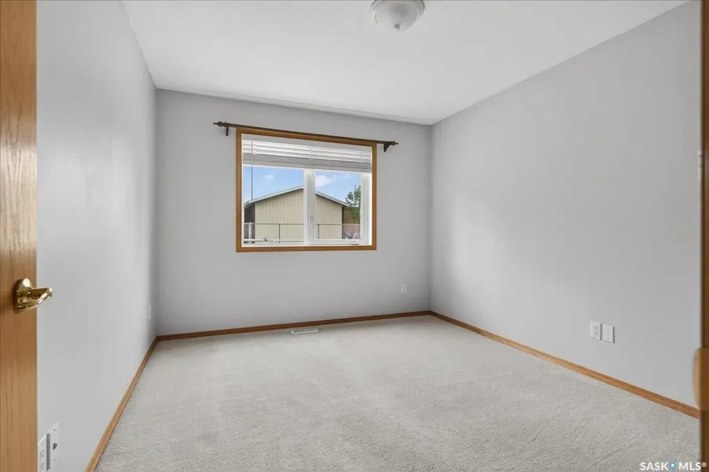 6 Lorne Place Regina SK S4R 8B3