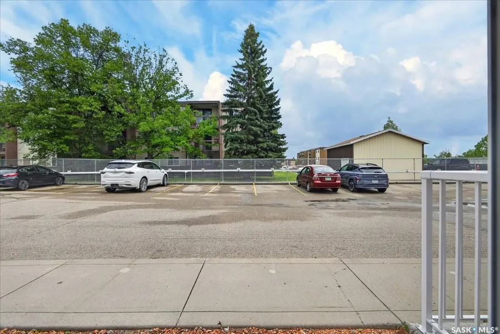 6 Lorne Place Regina SK S4R 8B3