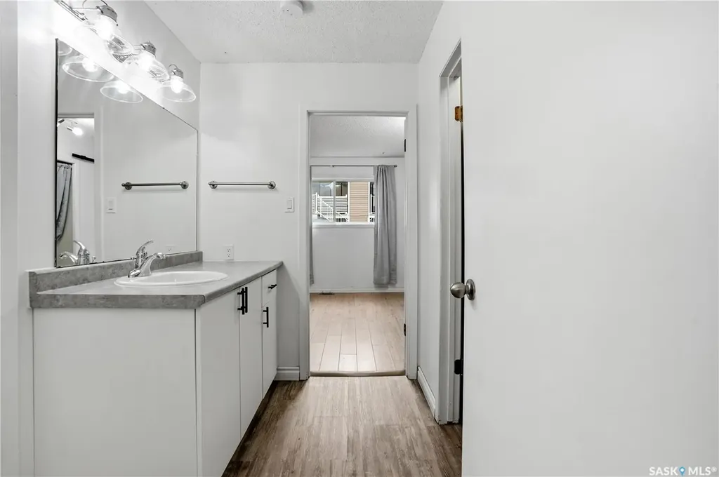 6906 Blakeney Drive Regina SK S4X 2N5